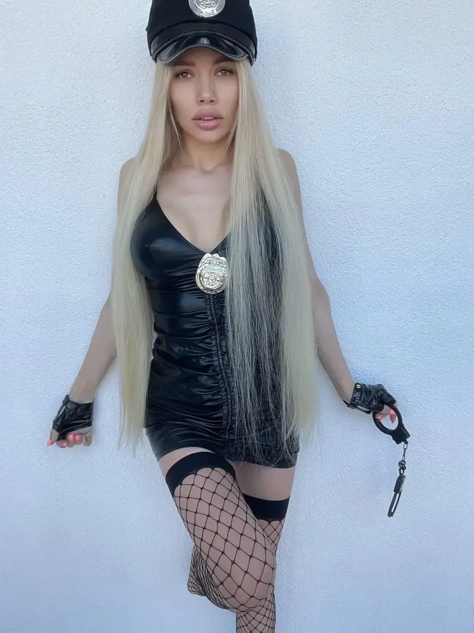 Code promo -80% sur mon abonnement avec le code promo MIKHAGENOUXAbonne toi pour plus de contenus.. 🔞🖤