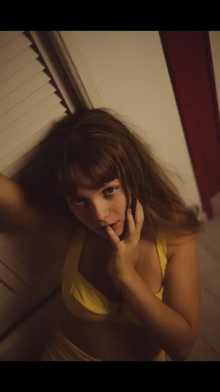 Leak & nude 1 — Sunfleaower