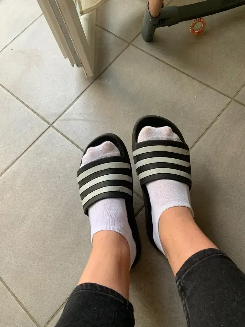 Leak & nude 2 — Feetlovers7