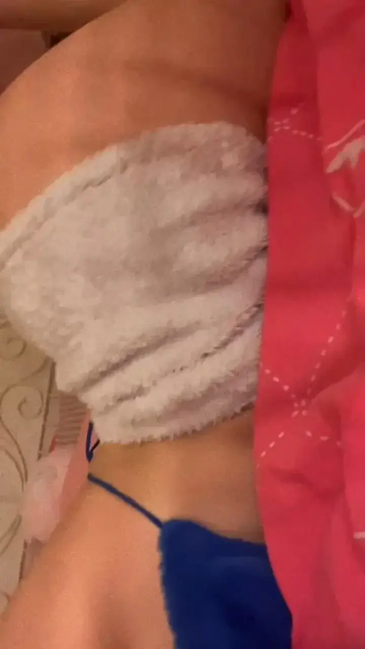 Leak & nude 3 — Highpinkhottie