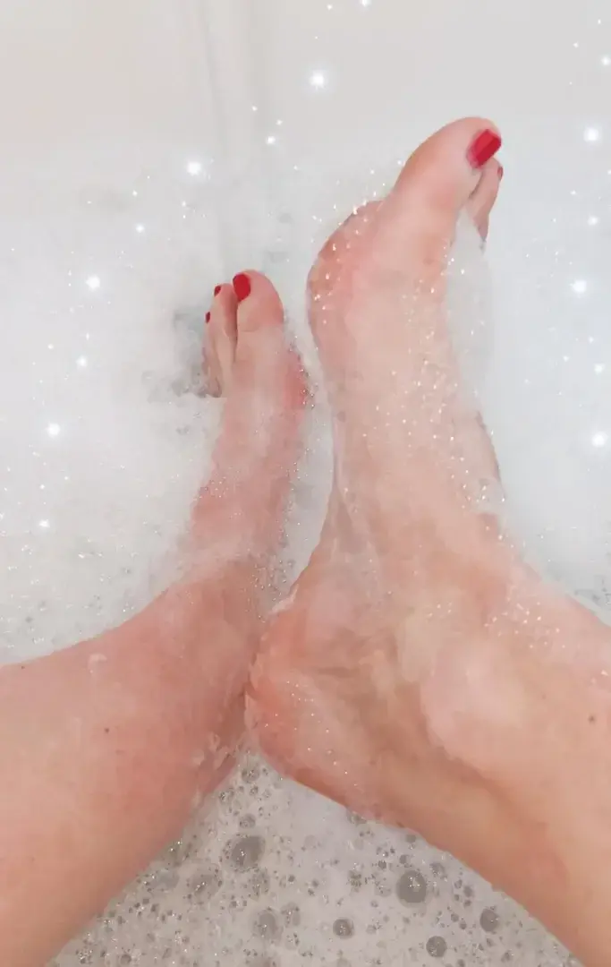 Leak & nude 4 — Piedssexy_de_maddy