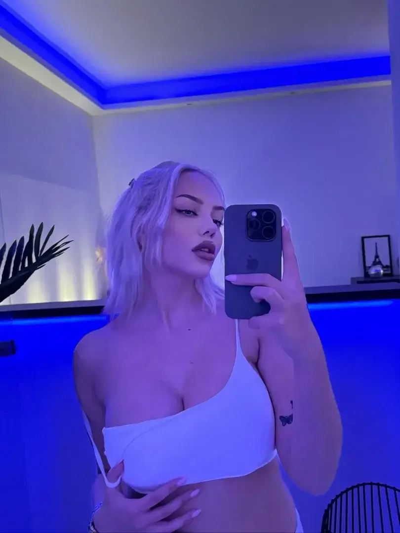 Ein kleiner Blick 👀 Reicht schon, um heiß zu werden? 😈