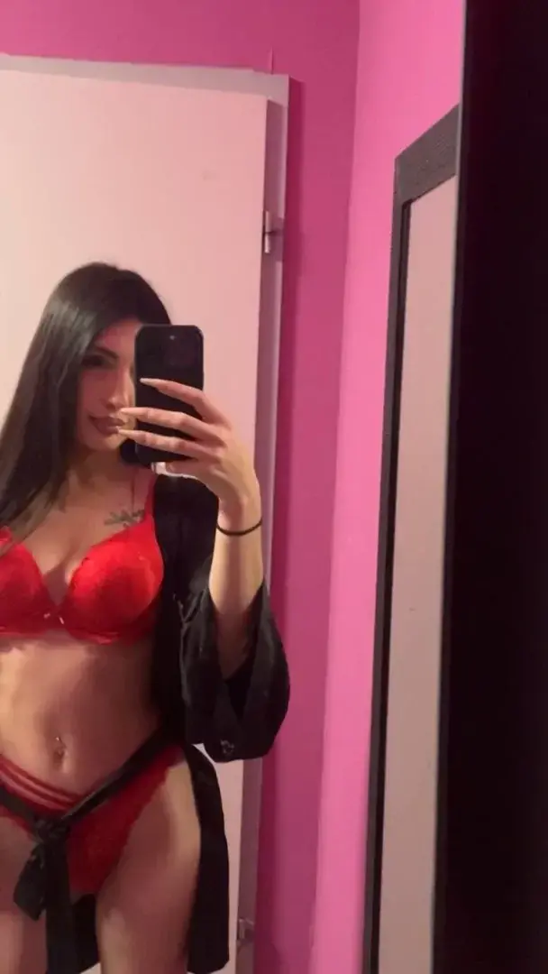 Leak & nude 5 — lyna_reya