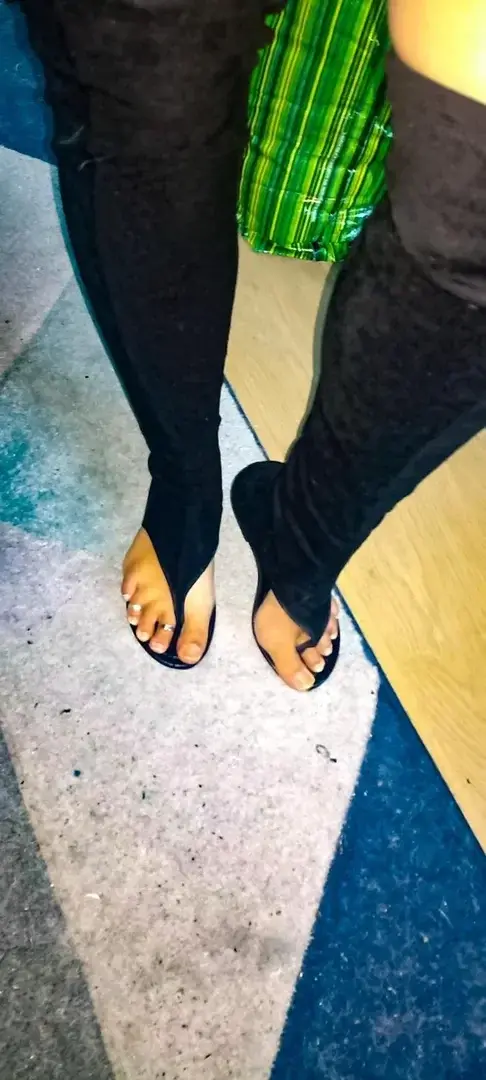 Leak & nude MYM — Missfeets54 : « média » (MYM)