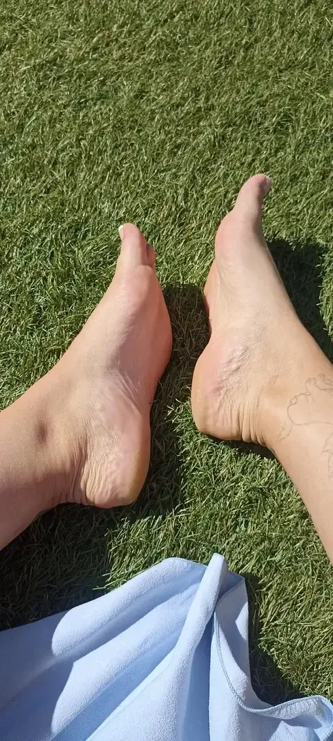 Missfeets54 - Photo exclusive MYM 2 | French Modèles