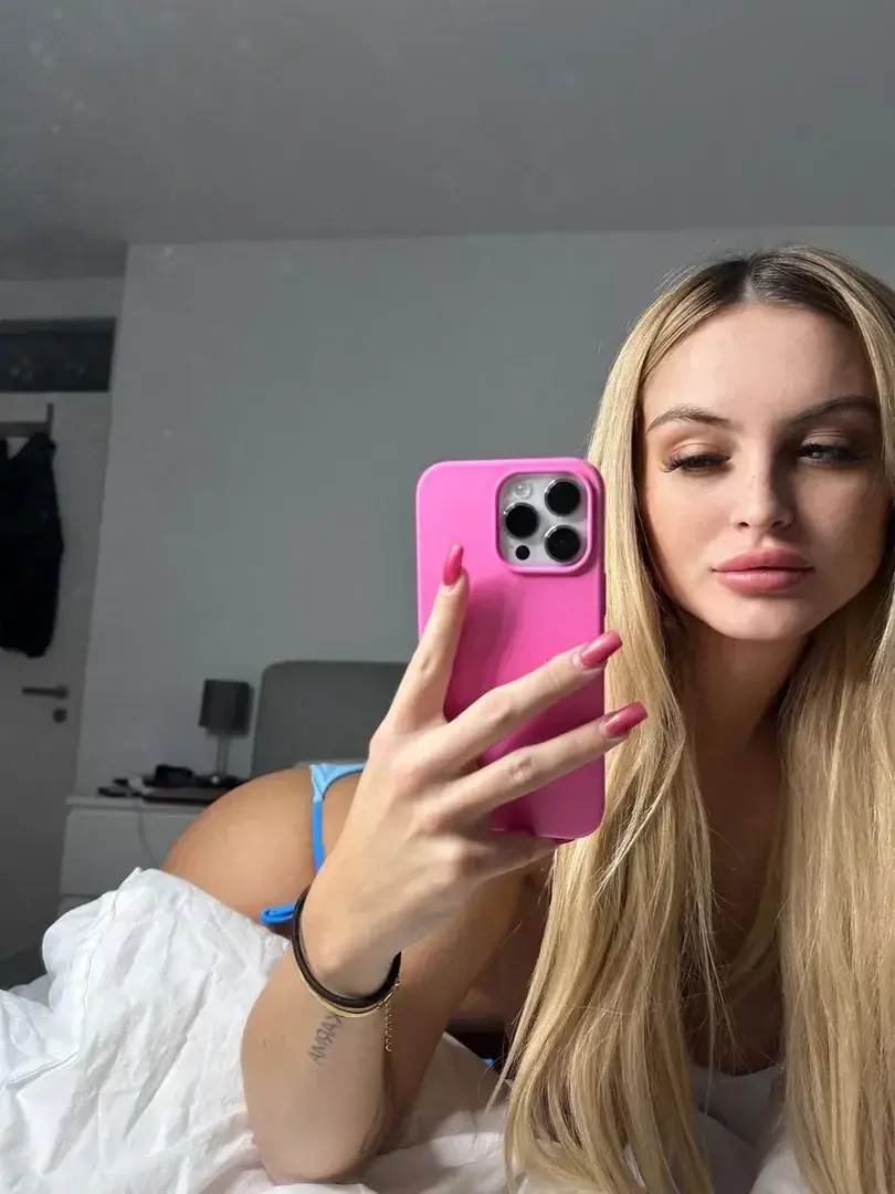 Leak & nude 2 — Selinaa
