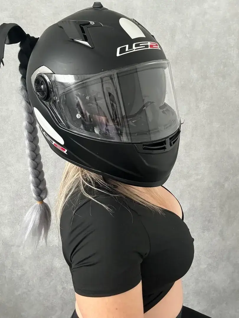 Biker girl 😈