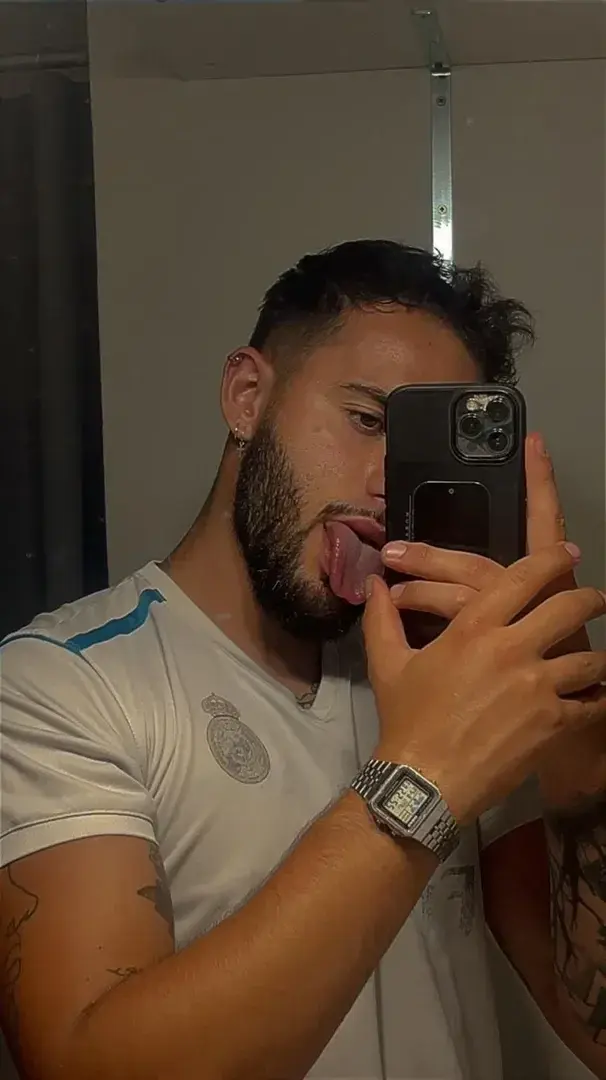 👅