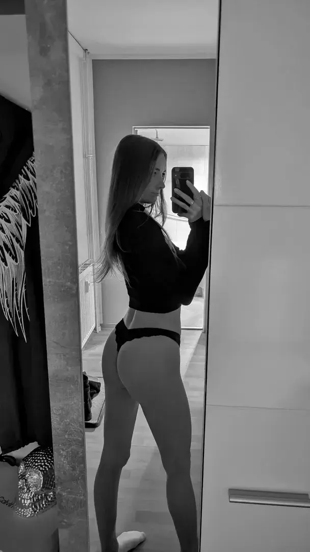 Leak & nude 1 — Gamergirl-exxxtreme