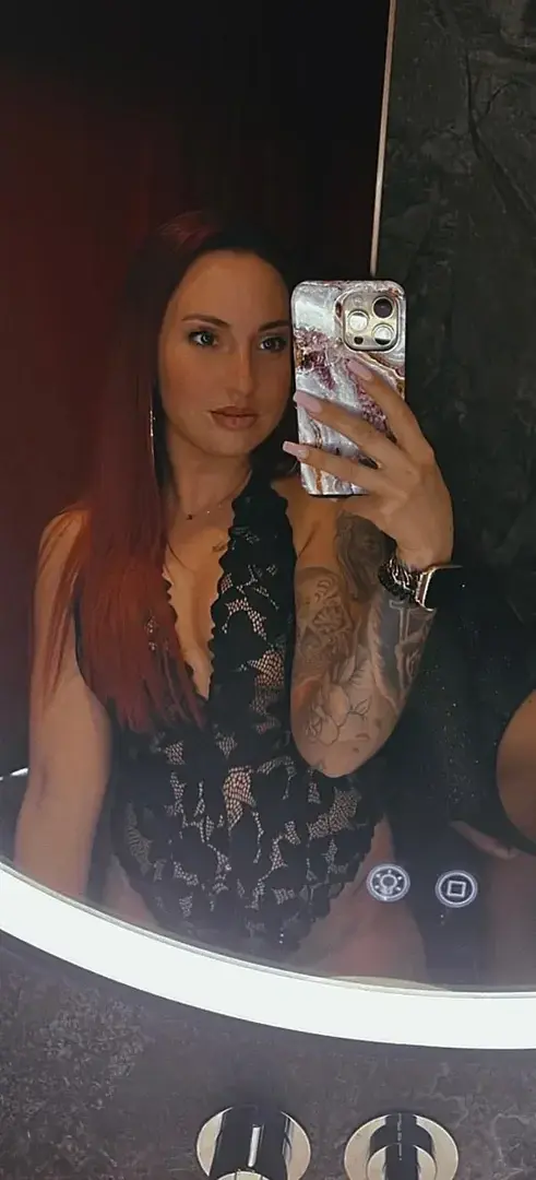Hello there 🖤