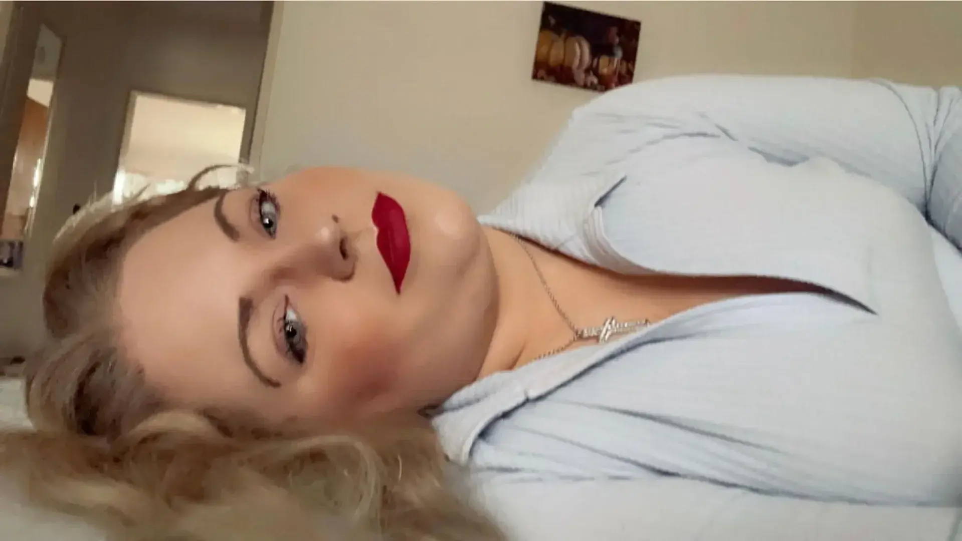 Leak & nude 1 — whitevelvetlady