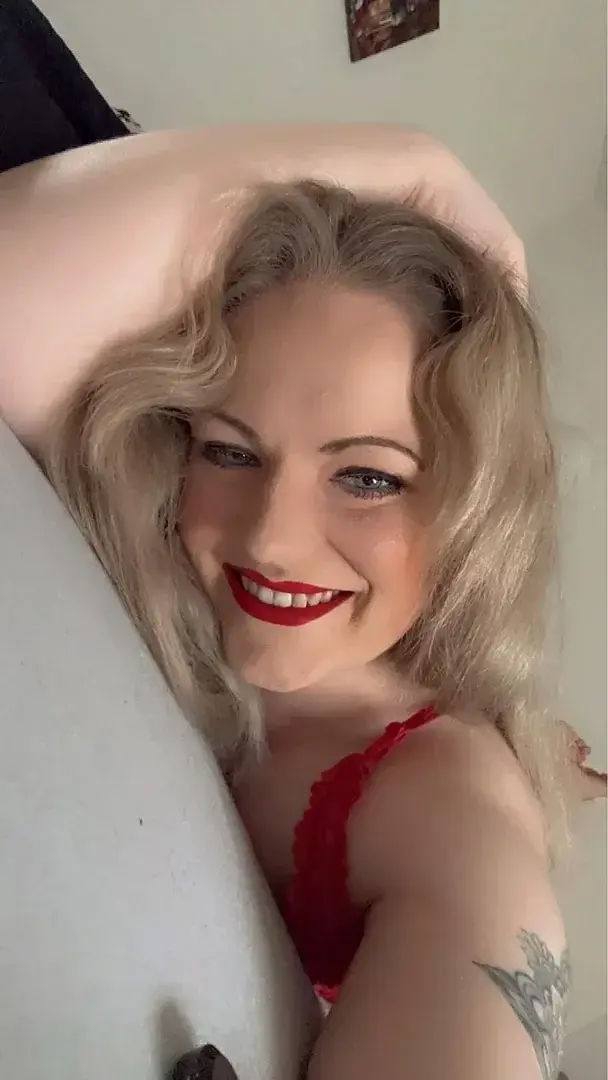 Leak & nude 2 — whitevelvetlady