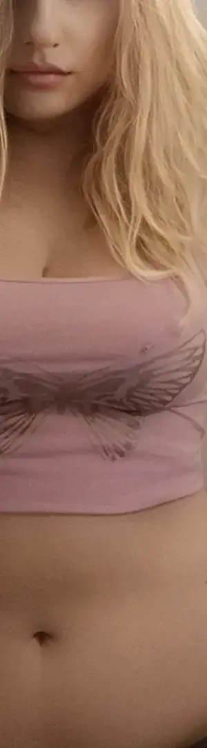Leak & nude 2 — Blondemilf