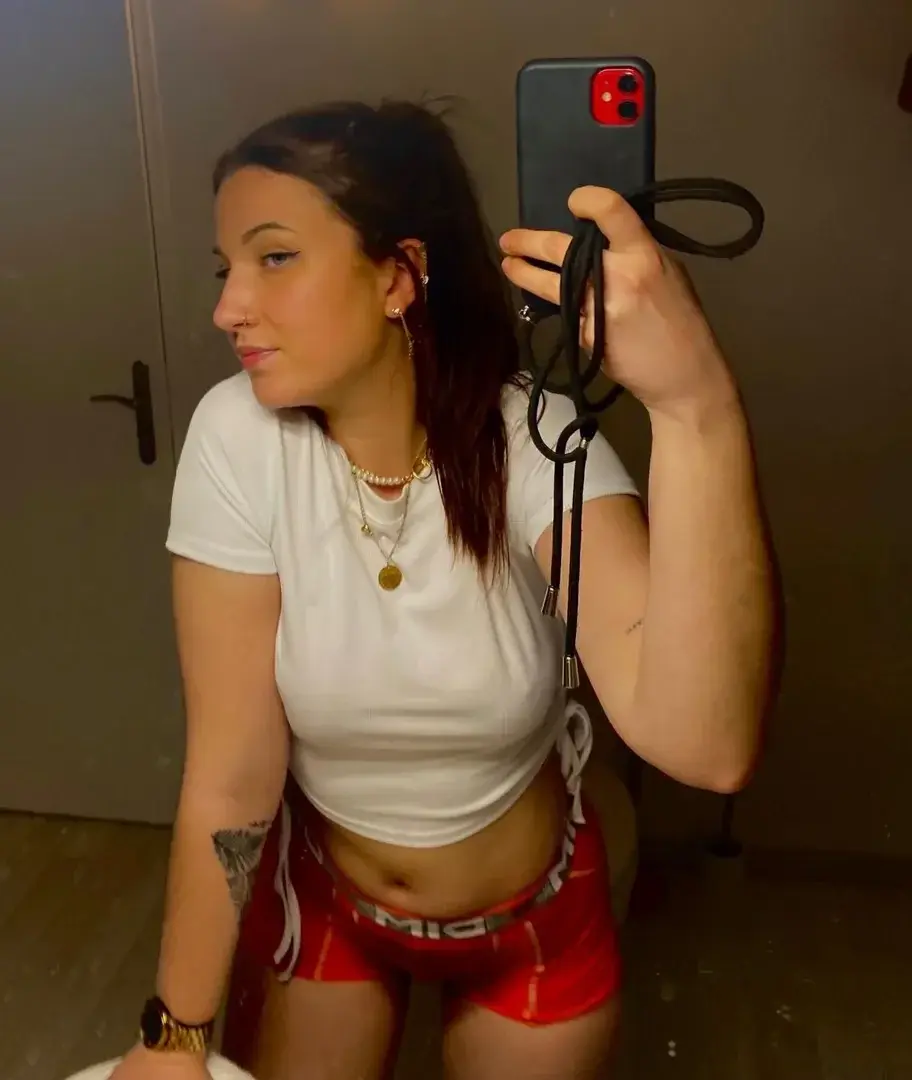 Leak & nude 1 — Butterflyvix