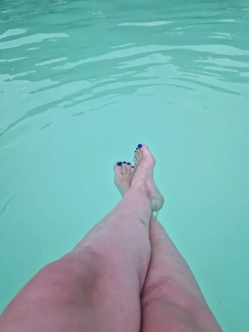 Leak & nude 1 — Myfeet4u2