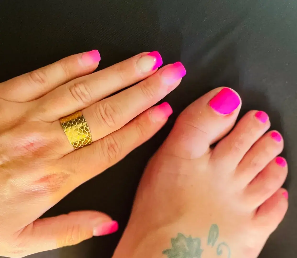 Leak & nude 2 — Laya90