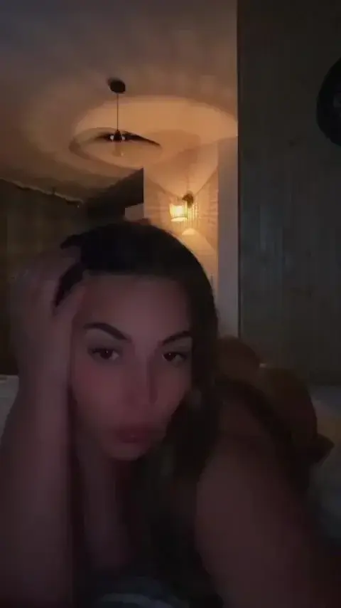 Carla_belluci - Photo exclusive MYM 1 | French Modèles