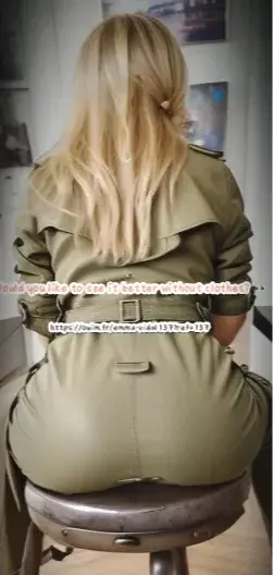 #model #camgirl #live #content #creator #sexy #hot #girl #bigass #X #pics #videosSi tu veux en voir plus de moi et avoir la version full naked rajoute moi et n'hésite pas à me contacter en privé 🔞 je saurais assouvir tout tes désirs.... 🥵🫦🔥