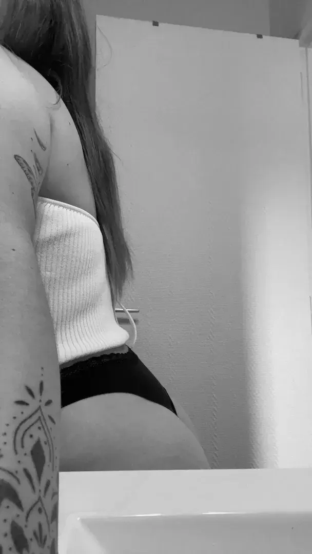 Leak & nude 2 — leafox111
