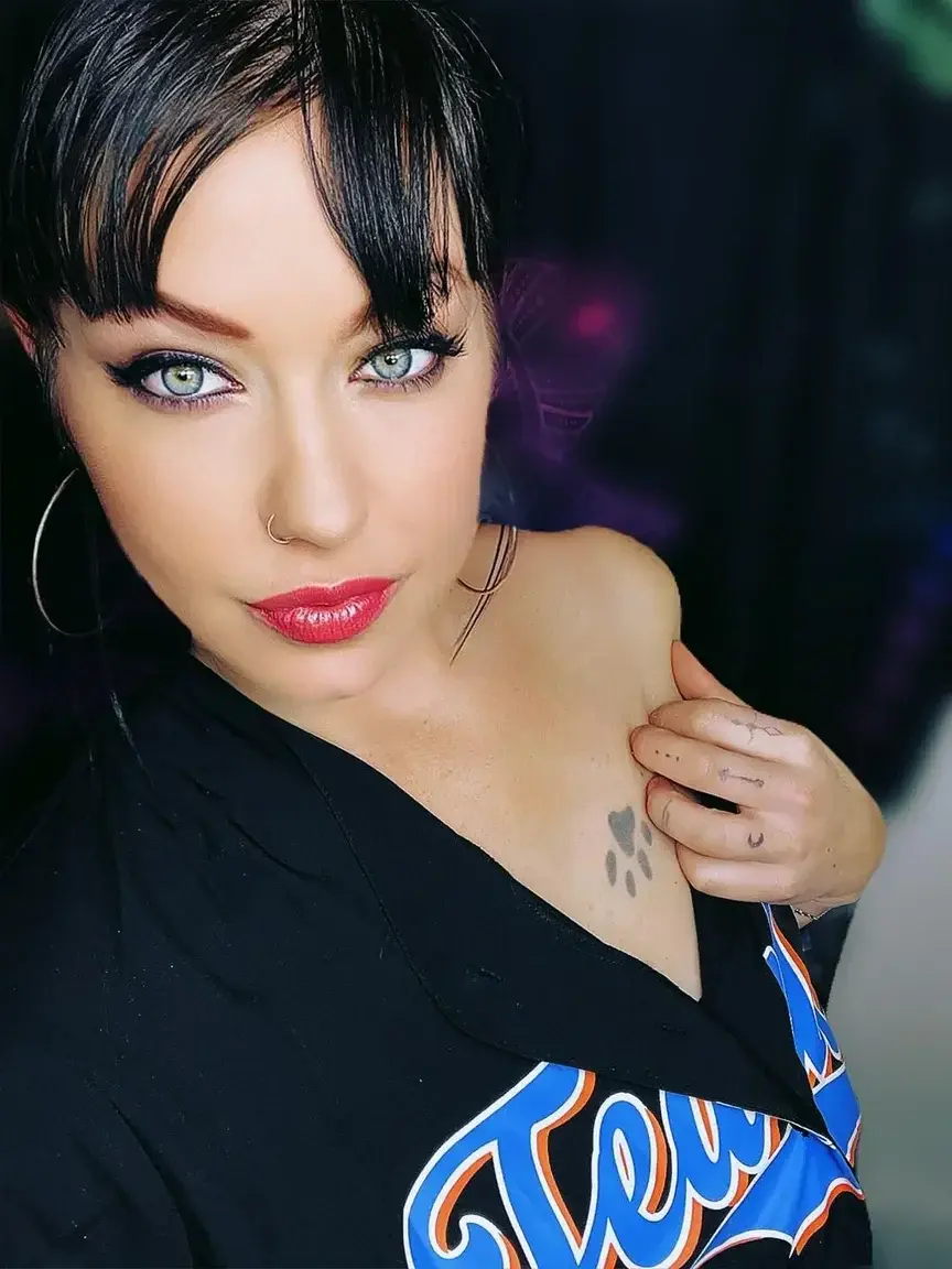 Leak & nude MYM — Alyciadolls : « Bienvenue dans mon univers de coquine😜 » (MYM)