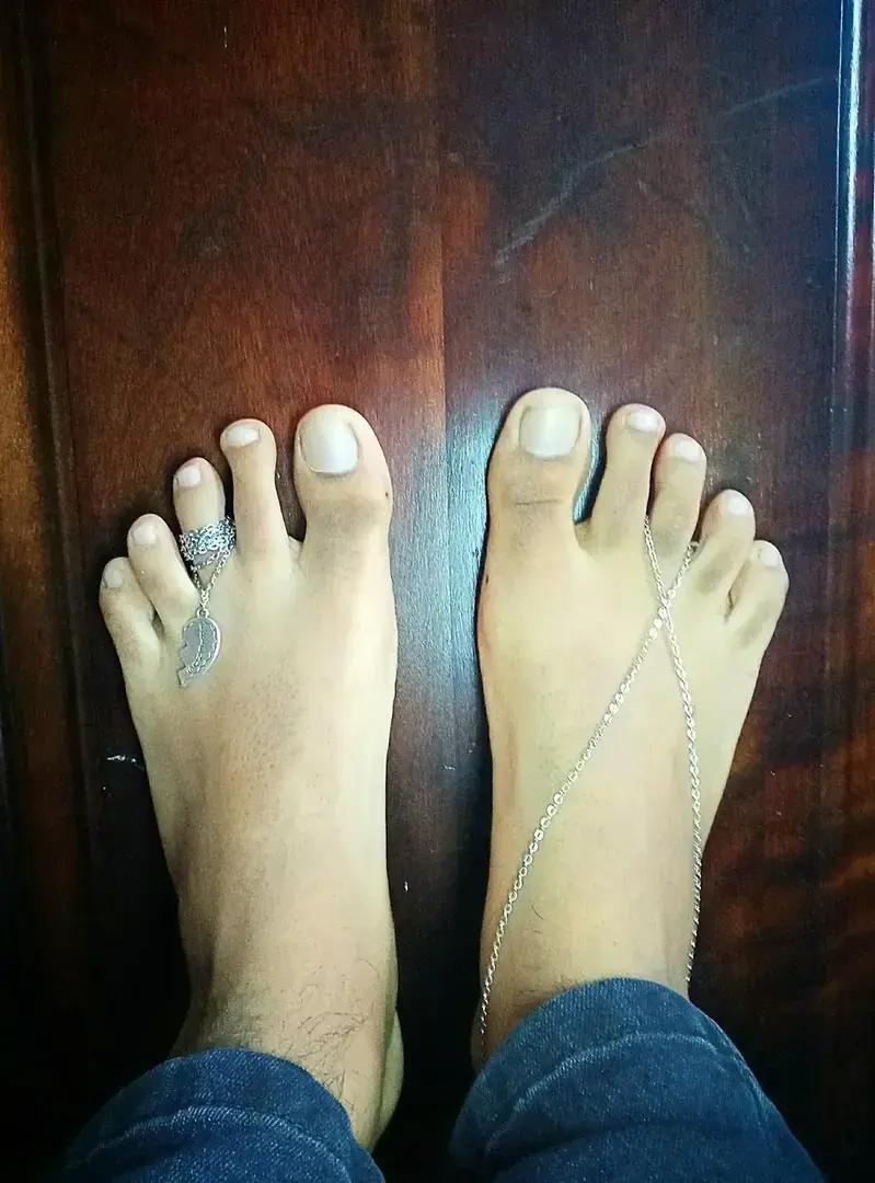 Photo de couverture de Feetbradstark