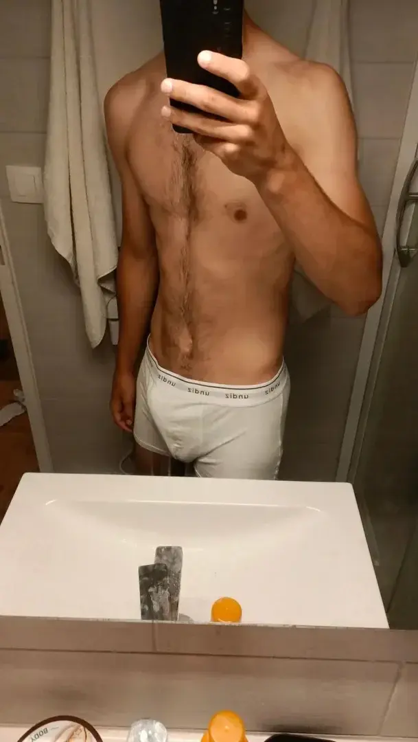 Leak & nude 1 — L_et_elle