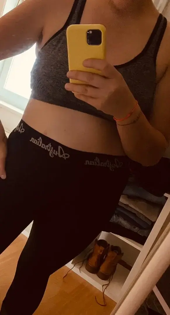 Tu veux plus de photos? Contacte moi 😘