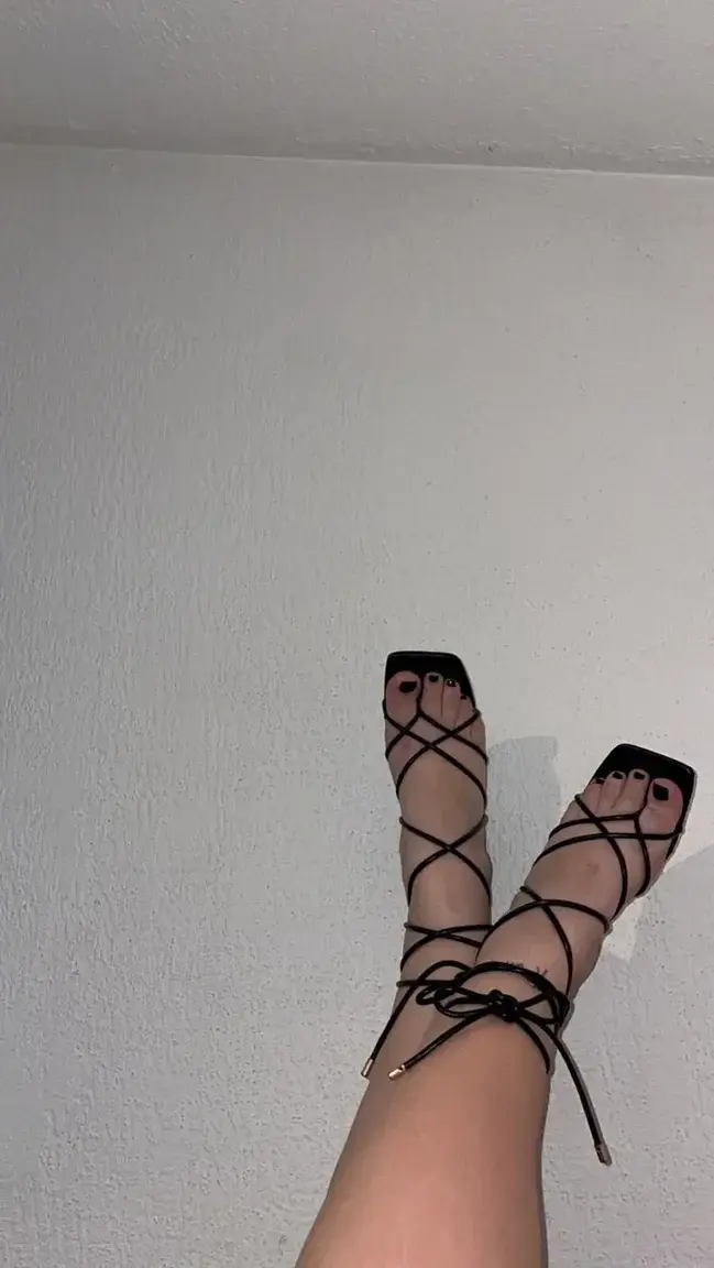 Leak & nude 1 — Piedssexydusud