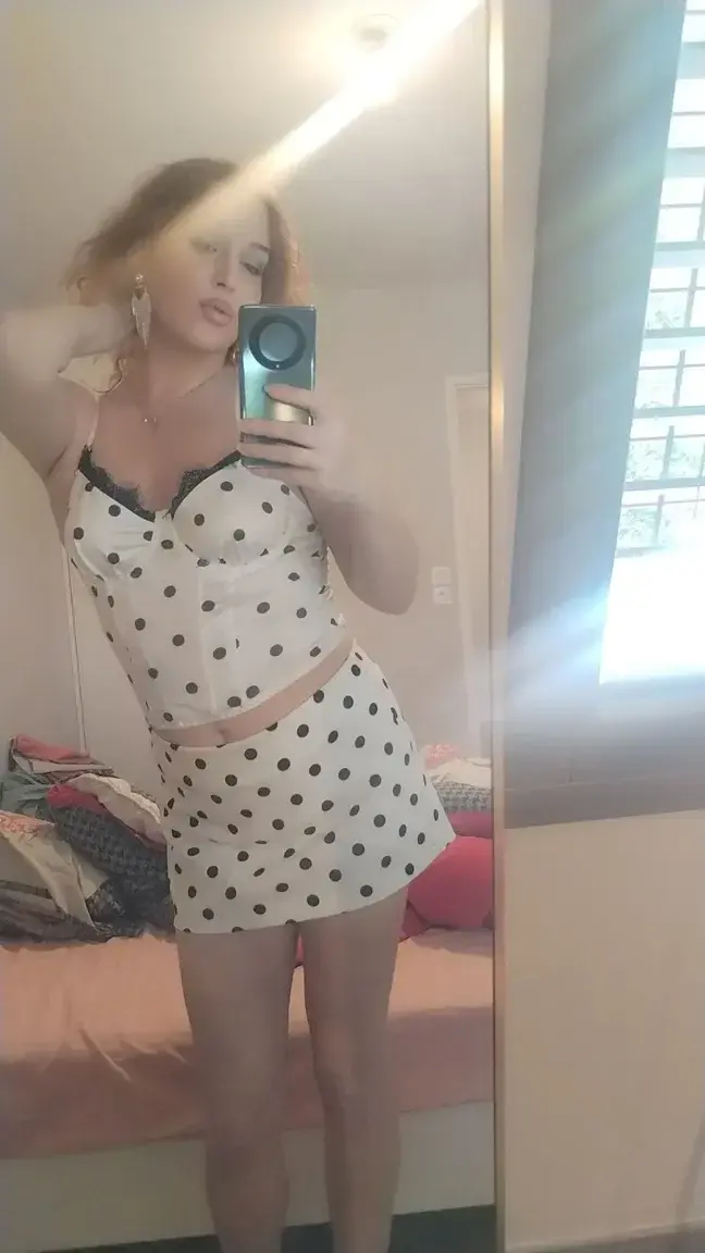 Tenue du jour jupe a pois😘