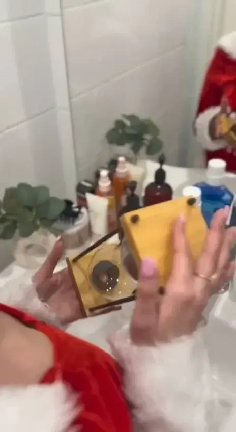 🎁