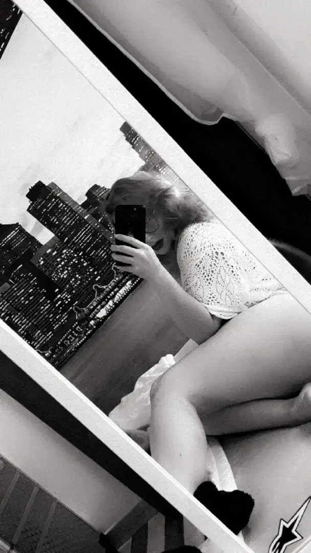 Leak public de Elle_76 — « 🎥 » (nude) sur MYM