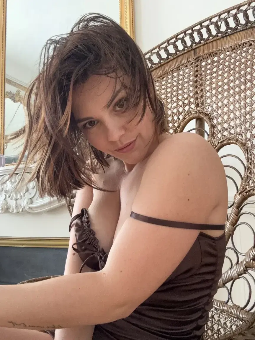 Leak & nude MYM — pollyimpolie : « média » (MYM)