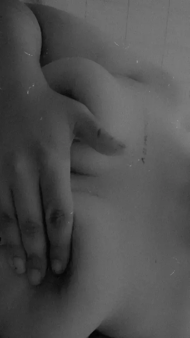 Leak & nude 1 — Hellbunnyx