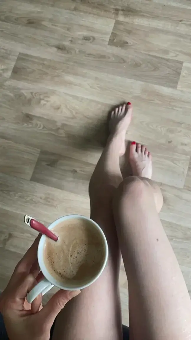 Leak & nude 3 — Petitpieddoux2