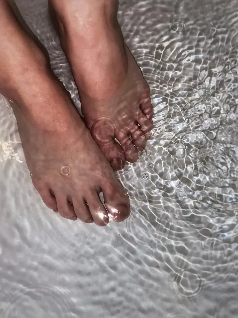 Leak & nude 2 — Feet_girlfeet