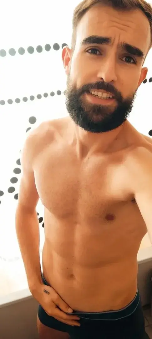 Leak & nude 6 — Moustache27