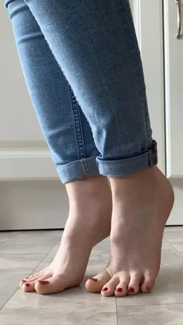 Leak & nude 2 — Tinaholy_feet