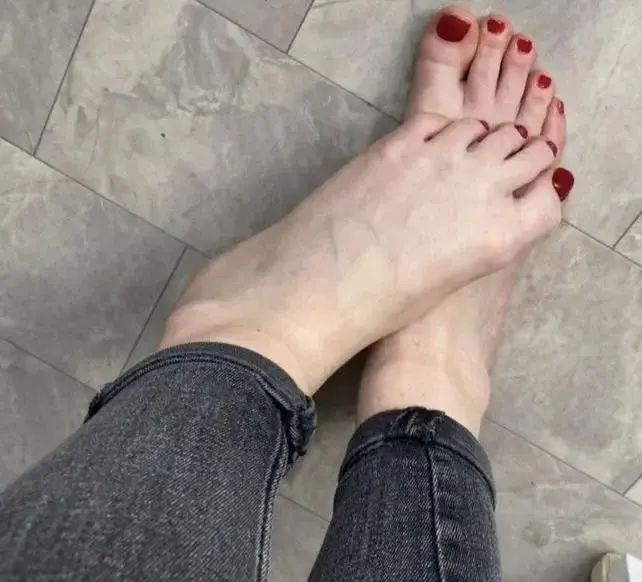 Avatar de Tinaholy_feet