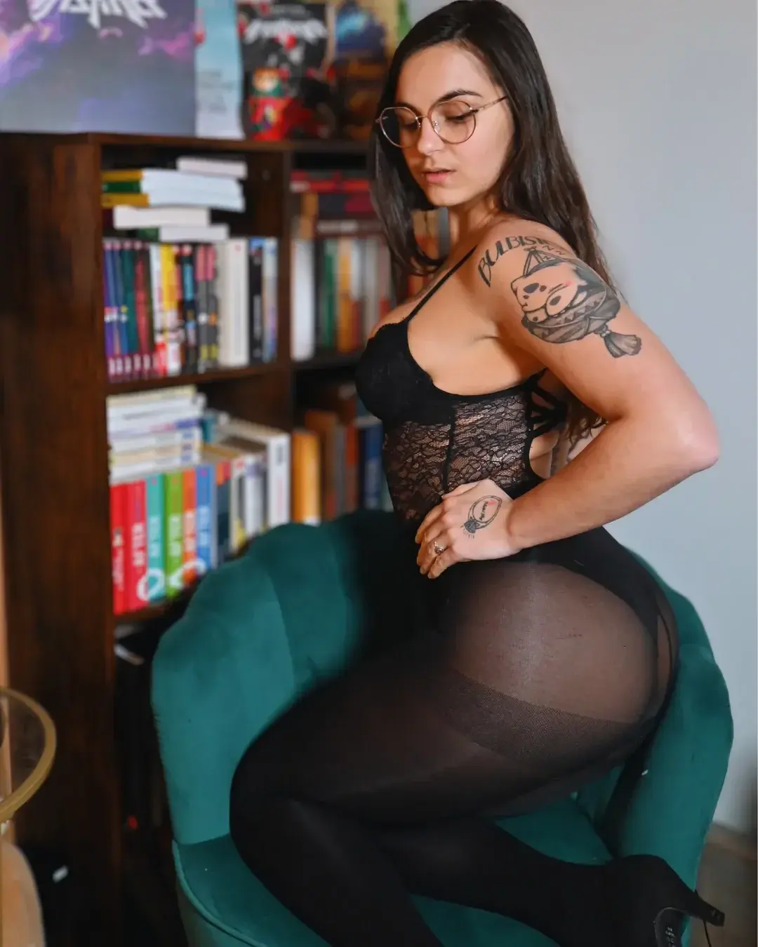 Leak public de Nalya — « 🖤 » (nude) sur MYM