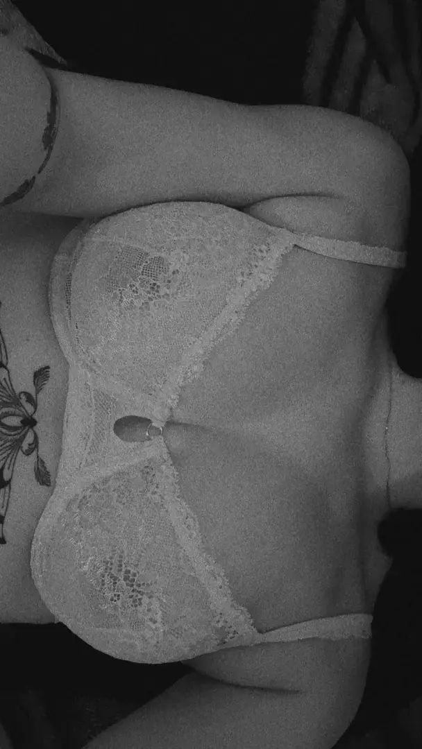 Leak & nude 3 — Bonniie_clyde_