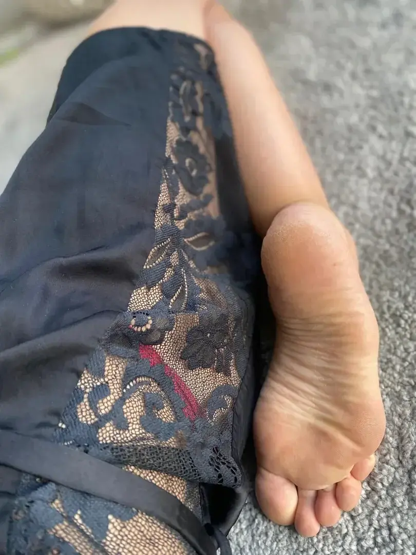 Leak & nude 1 — Lousexyfeet