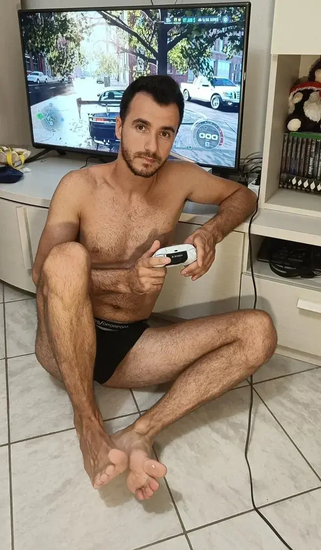 Leak & nude 3 — Feetboysitalian