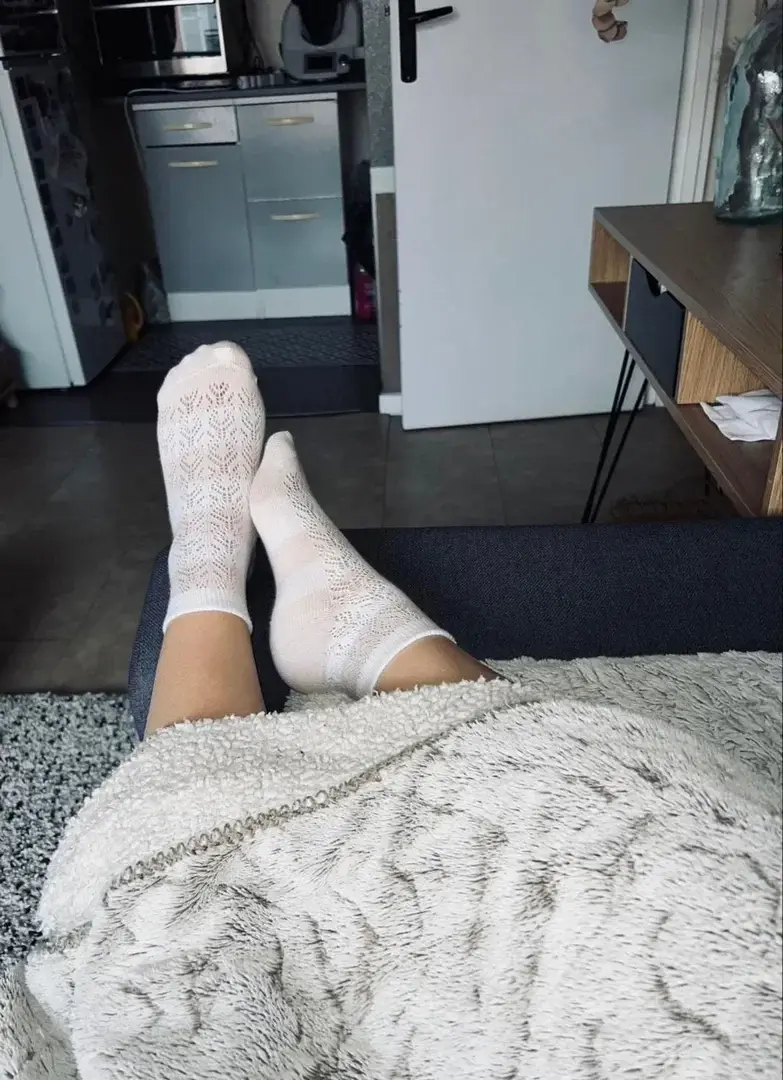 Leak & nude 2 — Pieds_feet_solo_duo