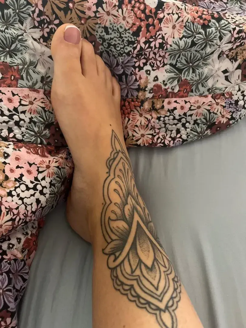 Leak & nude 1 — Petit_36