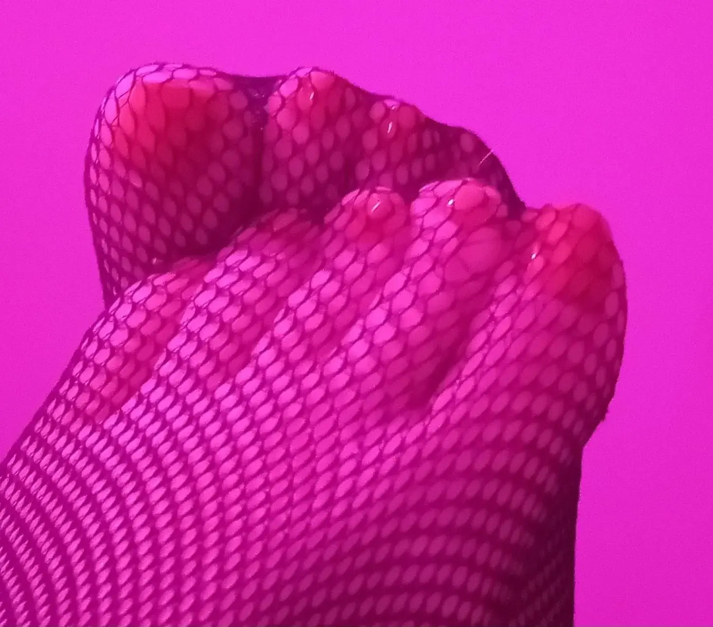 Leak & nude 5 — Pieds-sensually-delicious