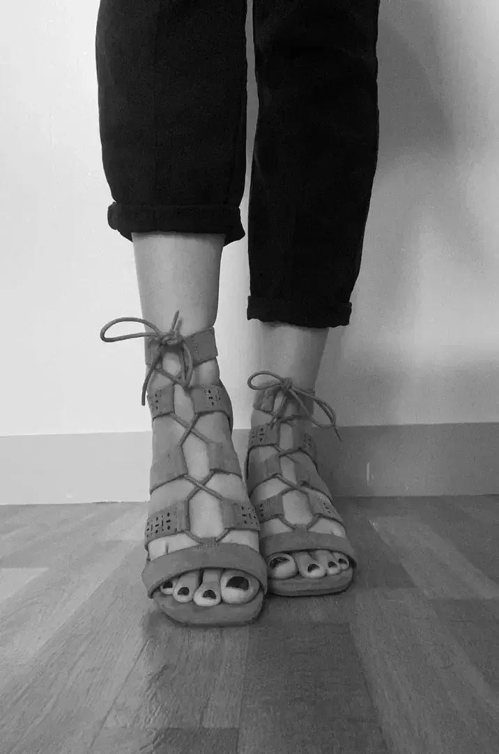 Leak & nude 1 — Miniluxuria
