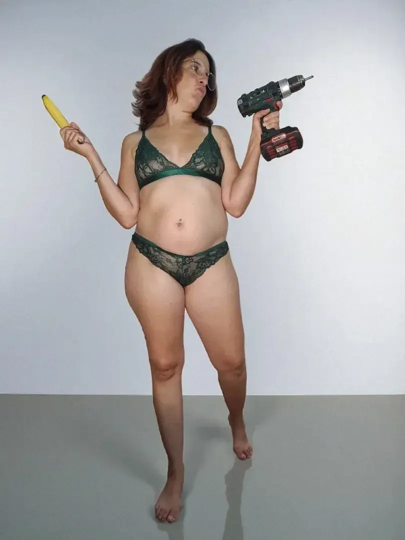 Leak & nude 5 — misstuga