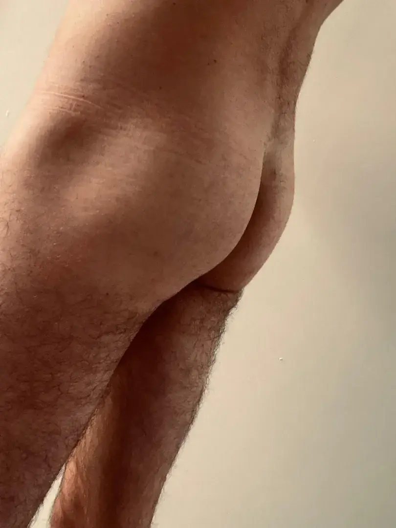 Leak & nude 3 — Bevry