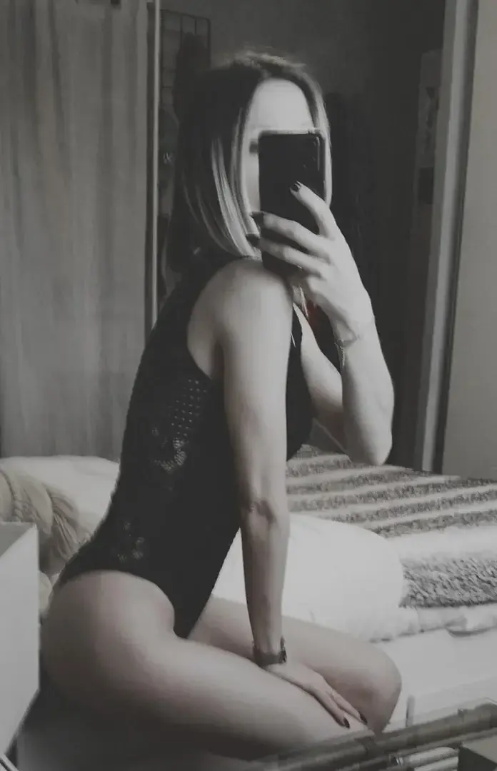 Leak & nude 2 — Adenium50