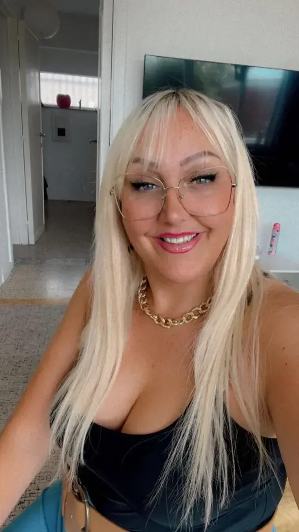 Leak & nude 1 — Magachouppachoups